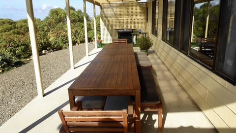 Emu Bay Holiday Homes - Australian Directory 13