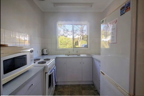 Emu Bay Holiday Homes - Australian Directory 4