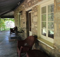Hillside Cottage - Australian Directory