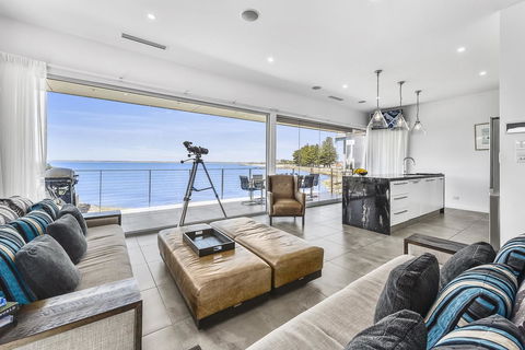 Aloha Accommodation - Australian Directory 3