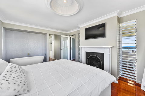 Aloha Accommodation - Australian Directory 12