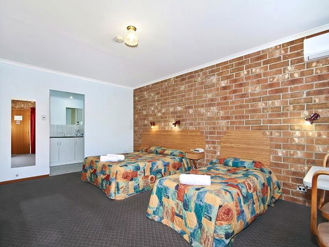 Motel Goolwa - Australian Directory 7