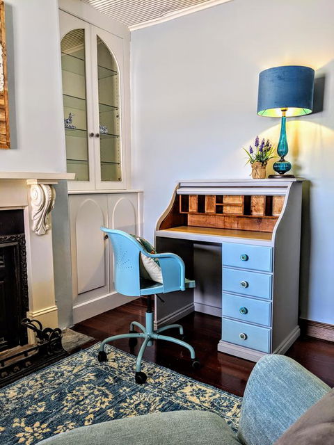 Inglenook Cottage - Australian Directory 10