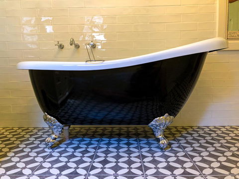 Inglenook Cottage - Australian Directory 4