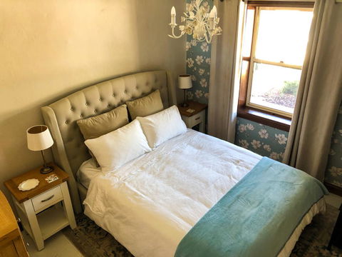 Inglenook Cottage - Australian Directory 3