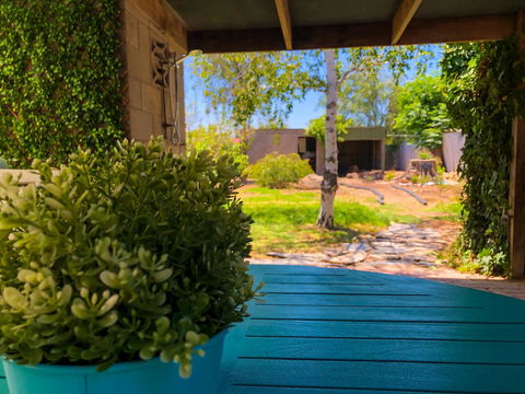 Inglenook Cottage - Australian Directory 28