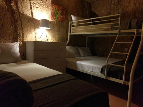 Zen Underground B&B - Australian Directory 12