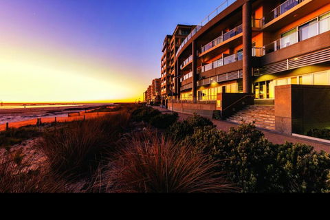 Glenelg Seaside Apartment - Australian Directory 9