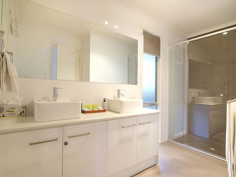 Seagrass Villas - Australian Directory 12