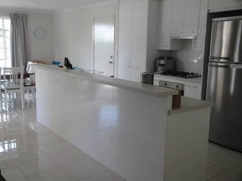 White Sands Retreat - Australian Directory 2