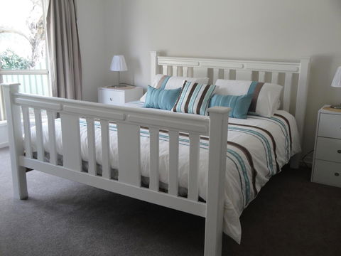 White Sands Retreat - Australian Directory 4