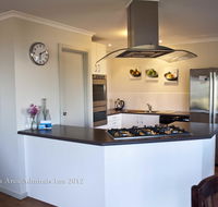 Admirals Inn - Australian Directory
