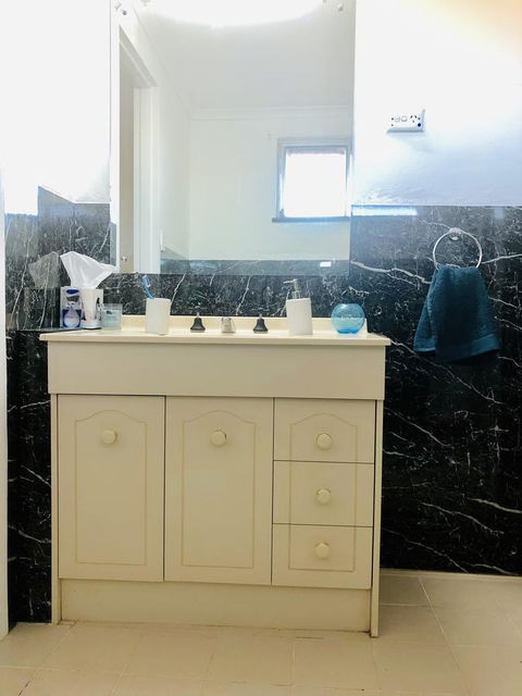 Aussie Opal Diggers Outback Retreat-Undergound - Australian Directory 20