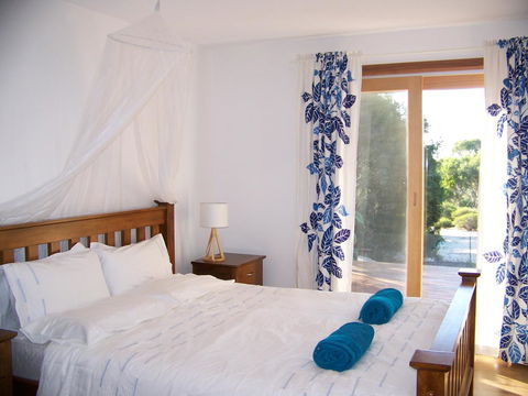 Mallee Bark Retreat - Australian Directory 10
