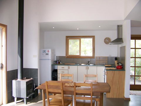 Mallee Bark Retreat - Australian Directory 4