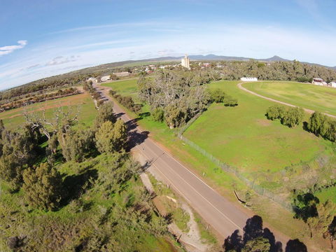The Quorn-er House - Australian Directory 21