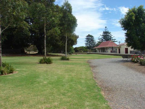 Trafalgar Premium Vintage Suites - Australian Directory 28