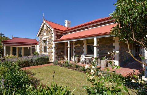 Trafalgar Premium Vintage Suites - Australian Directory 0