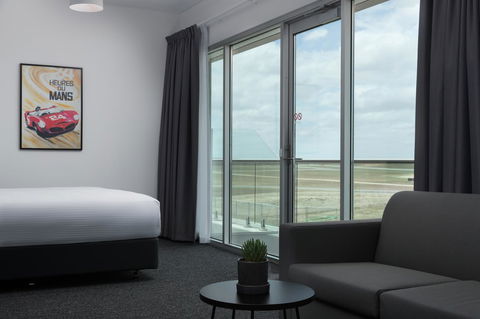 Rydges Pit Lane - Australian Directory 25