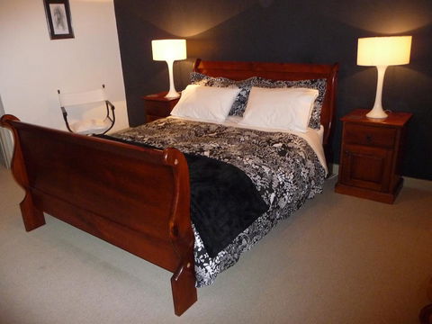 Country Bakehouse Accommodation - Australian Directory 11