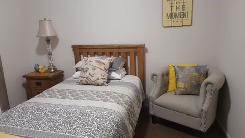 Jacaranda Homestay - Australian Directory 14