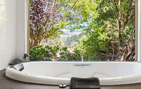 Adelaide Hills Retreats - Australian Directory 11