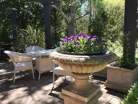 Adelaide Hills Retreats - Australian Directory 4