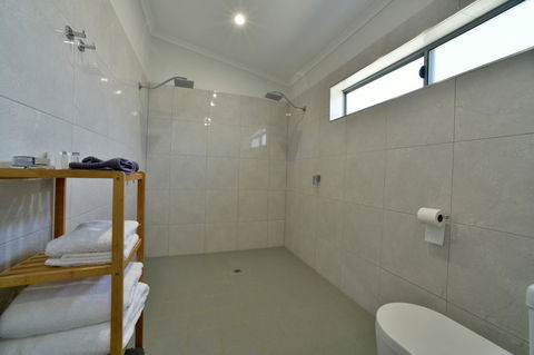 Great Northern Lodge - Australian Directory 2