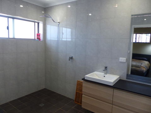 Great Northern Lodge - Australian Directory 30
