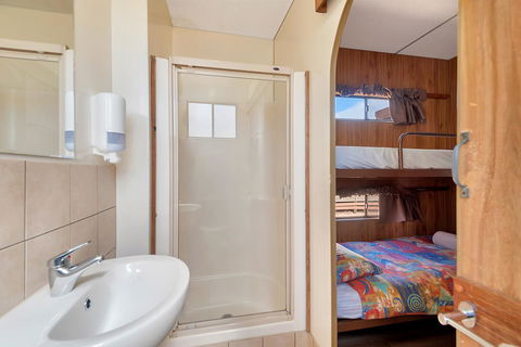 Moonta Bay Caravan Park - Australian Directory 7