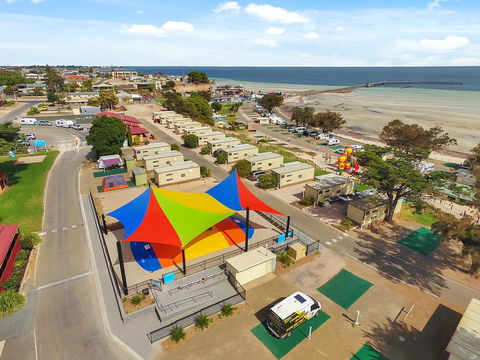 Moonta Bay Caravan Park - Australian Directory 6