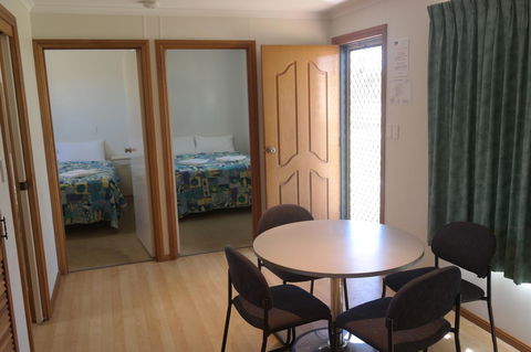 Moana Beach Tourist Park - Australian Directory 42