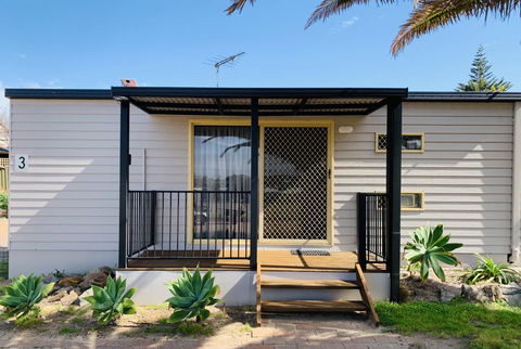 Moana Beach Tourist Park - Australian Directory 21