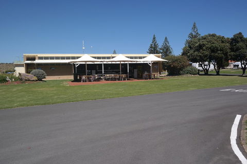 Moana Beach Tourist Park - Australian Directory 41