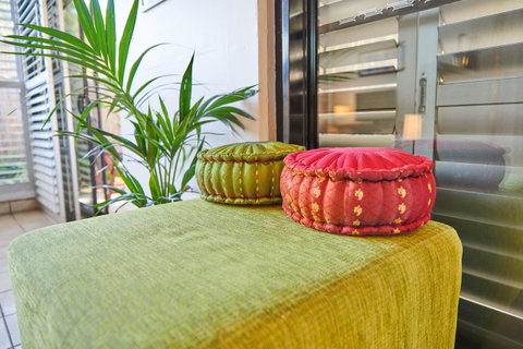 Julians Apartments - Australian Directory 38