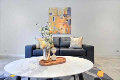 CBD Luxury New 2 Bedrooms Next To Darling Habour - Australian Directory 5