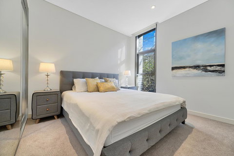 CBD Luxury New 2 Bedrooms Next To Darling Habour - Australian Directory 1