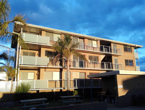 Narooma Palms Holiday Apartments - Australian Directory 1
