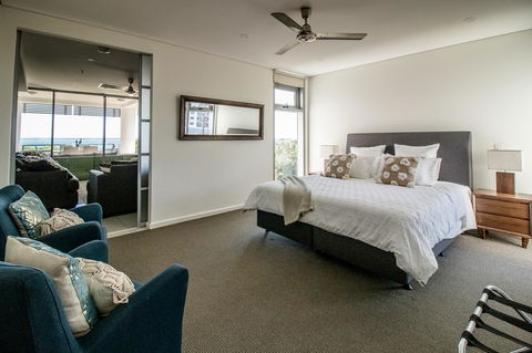 ZEN BY THE WATER - Esplanade Darwin Retreat - Australian Directory 5