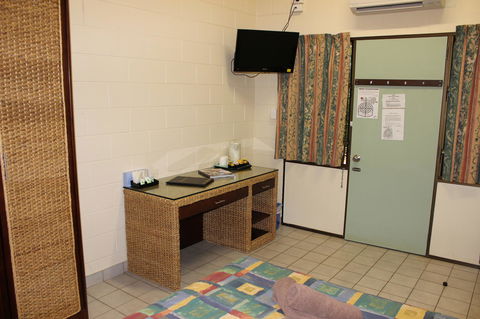 Kakadu Lodge - Australian Directory 36