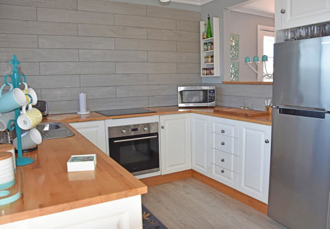 Beach Life Retreat - Australian Directory 9