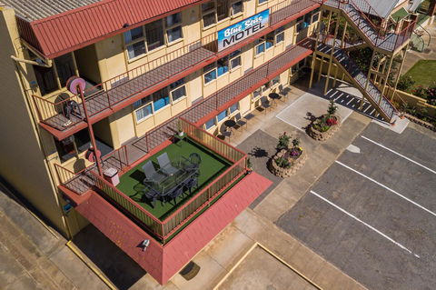 Blue Seas Motel - Australian Directory 15