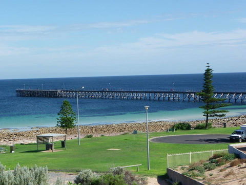 Relax On Par - Australian Directory 2