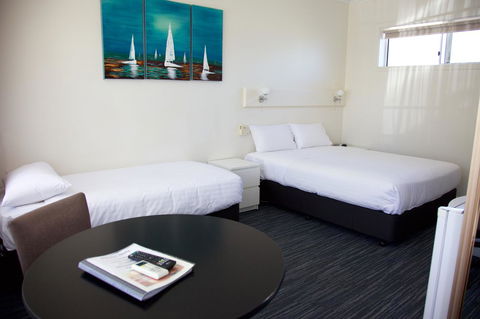 Guichen Bay Motel - Australian Directory 16