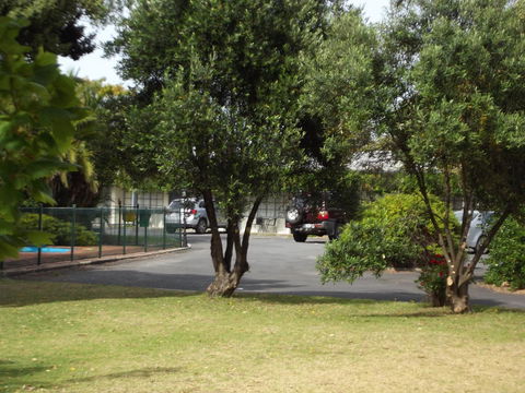 Guichen Bay Motel - Australian Directory 30