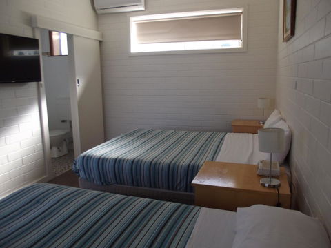 Guichen Bay Motel - Australian Directory 2