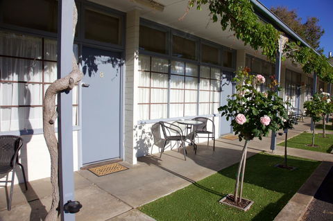 Guichen Bay Motel - Australian Directory 37