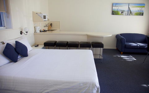 Guichen Bay Motel - Australian Directory 41