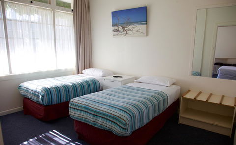 Guichen Bay Motel - Australian Directory 42