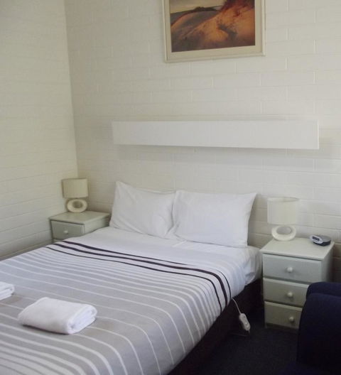 Guichen Bay Motel - Australian Directory 27